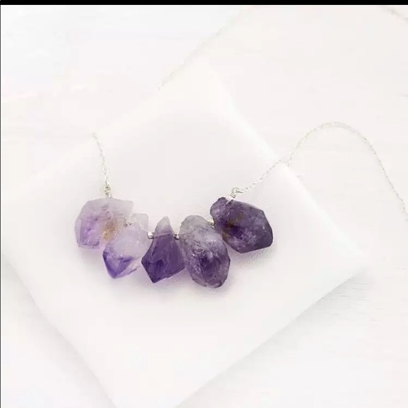Raw Amethyst crystal necklace - Picture 10 of 10